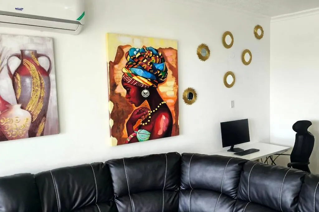 Cosmopolitan Retreat - New Kingston Apartment